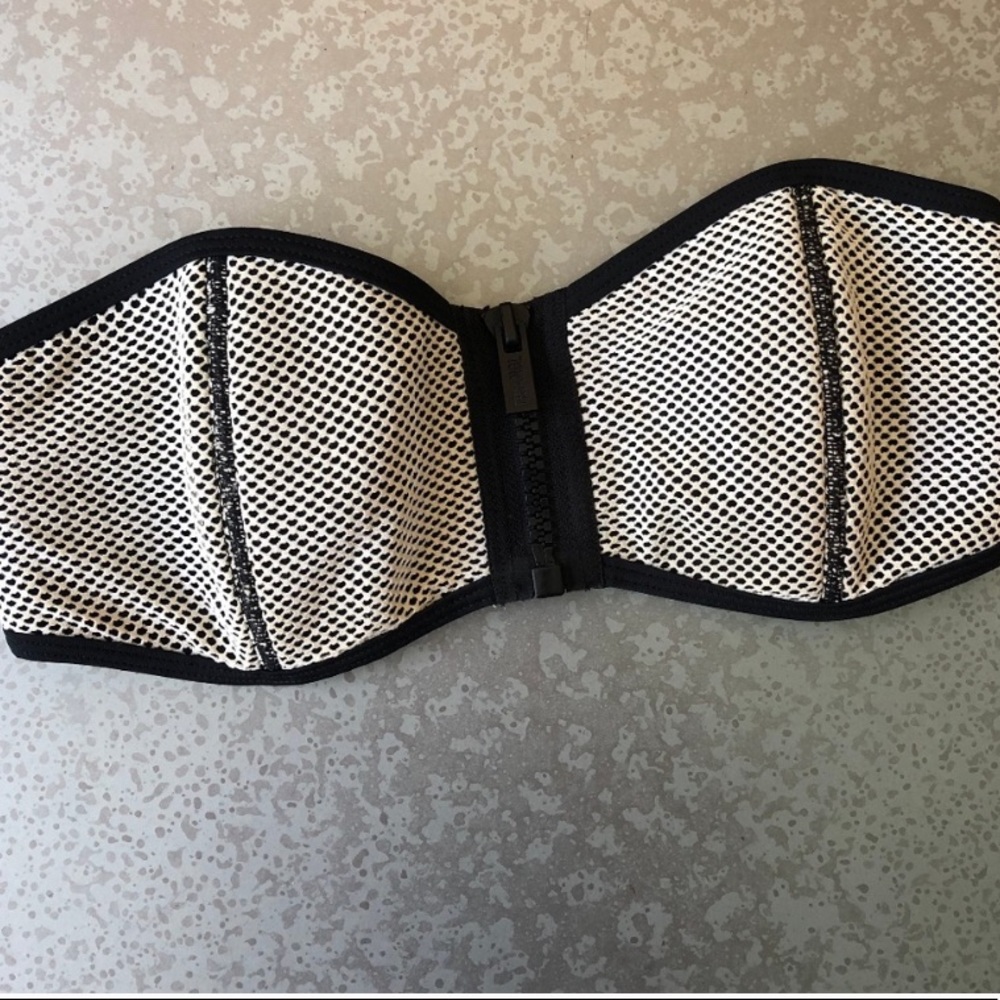 Strapless Triangl bikini